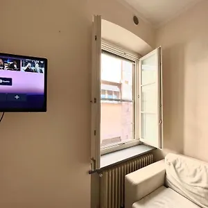 Apartment Heart, Pisa